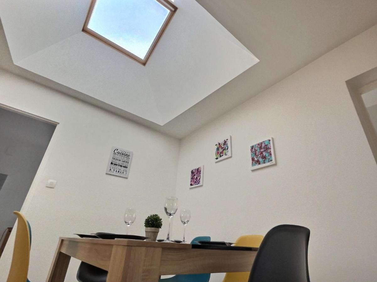 Residence 3 Etoiles Les Themes Proche Lux, Metz, Cattenom Hayange ภายนอก รูปภาพ